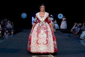 Primer desfile virtual de indumentaria valenciana en Feria Valencia
