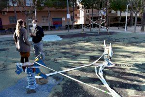 Petrer destina más de 100.000 euros para renovar varias áreas de juegos infantiles