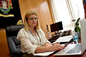 La alcaldesa de Petrer propone a los Cuerpos de Seguridad que vigilen el extrarradio con medios aéreos para evitar contagios en fiestas privadas