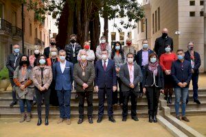Les Corts Valencianes declaren Manises «Ciutat Valenciana de la Ceràmica»