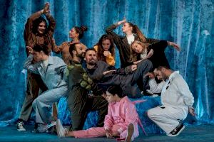 Escena Erasmus estrena el seu últim espectacle, ‘El show del nou món’, al Centre Cultural La Nau