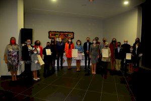 Castelló entrega los premios de los concursos de Llibrets de Gaiates y Colles de la Magdalena