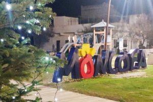 El Ayuntamiento de Moncofa enciende ya la iluminación navideña para reforzar las ventas del comercio local