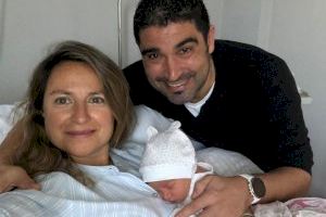 Begoña Carrasco dóna a llum a la seua segona filla, Carmen