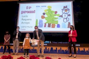Educación y Cultura de Benidorm entregan los premios del XII Concurso de Postales Navideñas