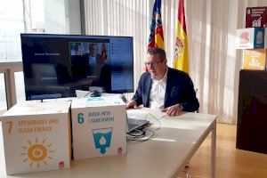 Benidorm destina 600.000 euros a impulsar el consumo local facilitando una tarjeta-monedero con 200 euros a familias vulnerables afectadas por la crisis