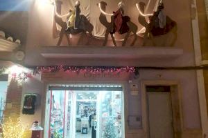 “Caprichos” gana el concurso de escaparatismo navideño de Almenara