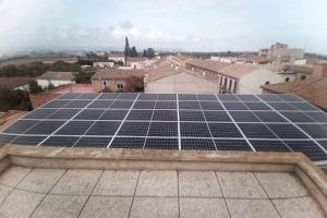 Las nuevas plantas fotovoltaicas de los pueblos de València producen el equivalente a la energía que consumen alrededor de 90 viviendas
