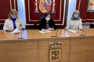 Benicarló renova el conveni per a controlar les colònies de gats al nucli urbà