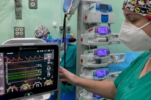 El Hospital General Universitario de Elche es pionero en la Comunitat Valenciana en el uso de un nuevo monitor hemodinámico