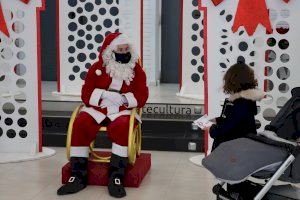 Cerca de 500 niños ondenses tienen la oportunidad de pedir sus regalos a Papa Noel y los pajes reales