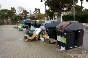 Guanyem denuncia que están hartos del mal servicio de basuras en San Antonio de Benagéber