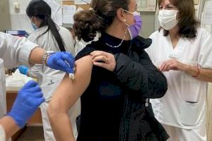 Se inicia la vacunación contra la Covid-19 en la Residencia Municipal de Personas Mayores de Cullera