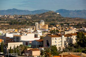 Vilamarxant suspende actividades municipales y refuerza las desinfecciones del término municipal
