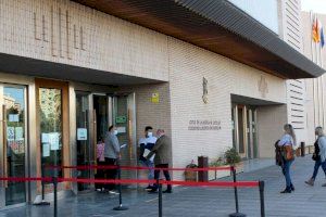 Jutgen a Castelló a un home acusat de maltractar, amenaçar i retenir il·legalment a la seua parella sentimental