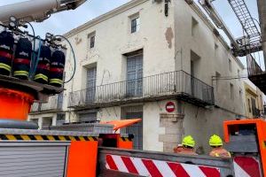 Alberic insta una vegada més als propietaris a protegir l'edifici centenari situat al costat de l'Ajuntament pel perill de derrocament