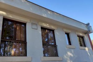 Les Coves de Vinromà millora l'eficiència energètica del Centre de Jubilats amb la renovació de les finestres