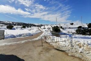 Morella limita la circulación por los caminos rurales y facilitar los trabajos de limpieza de la nieve