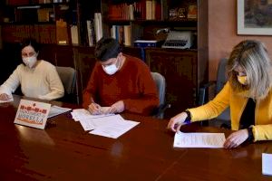 Morella i l’AMPA signen el conveni de col·laboració pel servei de l’Escola Matinera