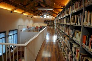Les Biblioteques Municipals d'Alcalà-Alcossebre mantenen el servei de préstec de llibres