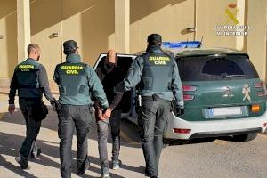 Detenido en Alicante por robar a sus víctimas mientras les ayudaba a estacionar sus vehículos