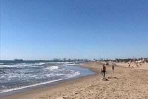 La Policía Local de Valencia pide a los ciudadanos que no vayan a la playa este fin de semana