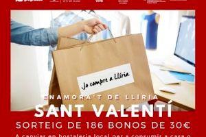 El Ayuntamiento de Llíria sortea 186 tarjetas de 30 euros para utilizar en el comercio local con motivo de la campaña de San Valentín
