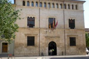 Alzira comença el tràmit per a les ajudes del Pla Resisteix Ajuntaments a autònoms i microempreses de la ciutat