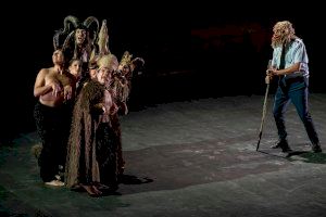 El Institut Valencià de Cultura lleva 'Saguntiliada' de Hongaresa Teatre al Principal de València