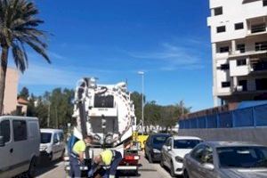 El Ayuntamiento de la Pobla de Farnals y Global Omnium/Aguas de Valencia inician la limpieza de imbornales, pozos y colectores