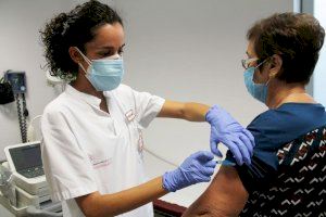 Más de 30.000 mayores y trabajadores de residencias ya se han vacunado contra el COVID-19 en la Comunitat Valenciana