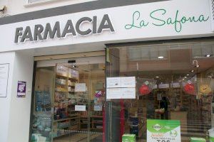 Las farmacias castellonenses, altavoces en la lucha contra el cáncer de mama
