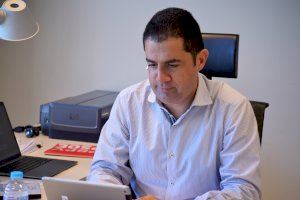 Toni Francés: “Los ayuntamientos ya cuentan con los fondos de la Generalitat para poner en marcha las ayudas a las micropymes y autónomos más afectados”