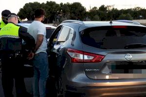 Noche de fiestas en Alicante: la Policía denuncia a casi un centenar de personas en unas horas