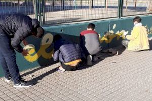 El Ayuntamiento impulsa murales colaborativos para mejorar el entorno del barrio la Bosca
