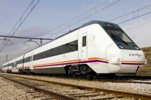 Valencia reclama más inversión en el tren convencional que une Valencia con Cuenca y Madrid