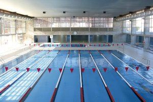 La Diputación de Castellón mantendrá hasta el 1 de marzo el cierre de la piscina provincial, el Espai Cultural Obert y el bibliobús como medida de protección frente a la Covid-19
