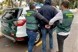 Detenido el autor de cinco atracos a mano armada en comercios de la Vall d’Uixó en los últimos días