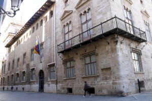 La Generalitat actualiza la cuantía de las becas que se convocan desde el Consell a 1.088,43 euros mensuales
