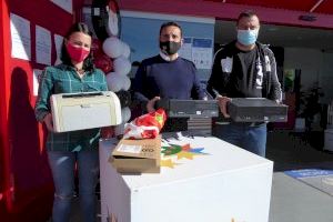El Ayuntamiento de La Nucía dona ordenadores al AMPA del Sant Rafael