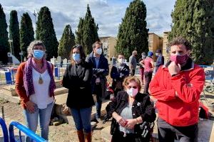 Pérez Garijo asiste al inicio de la primera exhumación de víctimas del franquismo en el cementerio de Alicante