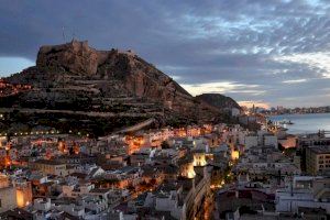 La pandemia destroza el alquiler turístico de viviendas: Alicante pierde 18,6 millones de euros y Benidorm cae 12 más