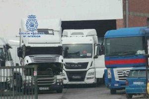 Detenido un hombre por no devolver catorce camiones que alquiló a un empresario de Castellón