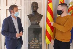 Compromís propone donar el busto del rey emérito del salón Azul a la delegación de Hacienda en Alicante