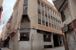 Eva Crisol: “Queremos que se apueste por ubicar la Agencia Valenciana de Protección del Territorio en la antigua sede de la Seguridad Social”