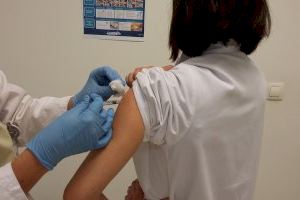 Personas expertas abogan por la vacuna para prevenir la infección del virus del papiloma humano e insisten en desestigmatizarlo