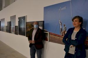 Antonio Manresa y Pérez Pont abren la la exposición de la Premio Nacional de Fotografía Cristina de Middel en Cigarreras
