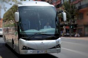 El miércoles se retoma el transporte universitario a Alicante, gestionado por Assoveu y bonificado por el Ayuntamiento