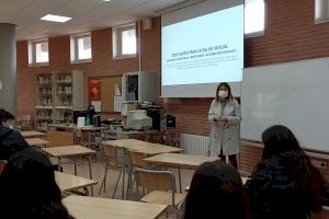 Juventud pone en marcha talleres para fomentar relaciones igualitarias entre el alumnado del IES de Foios