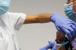 CSIF denuncia que se están cancelando vacunaciones a los mayores de 80 años por falta de dosis en Castellón
